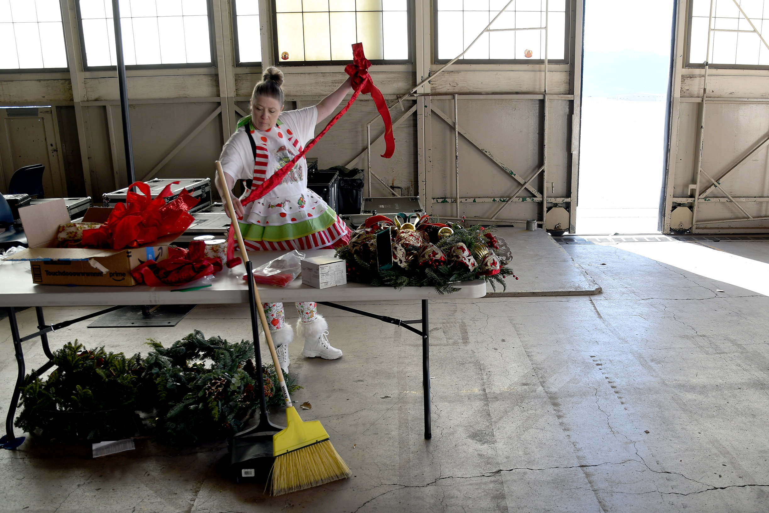 NORAD continues decades-long tradition of tracking Santa's trip around ...