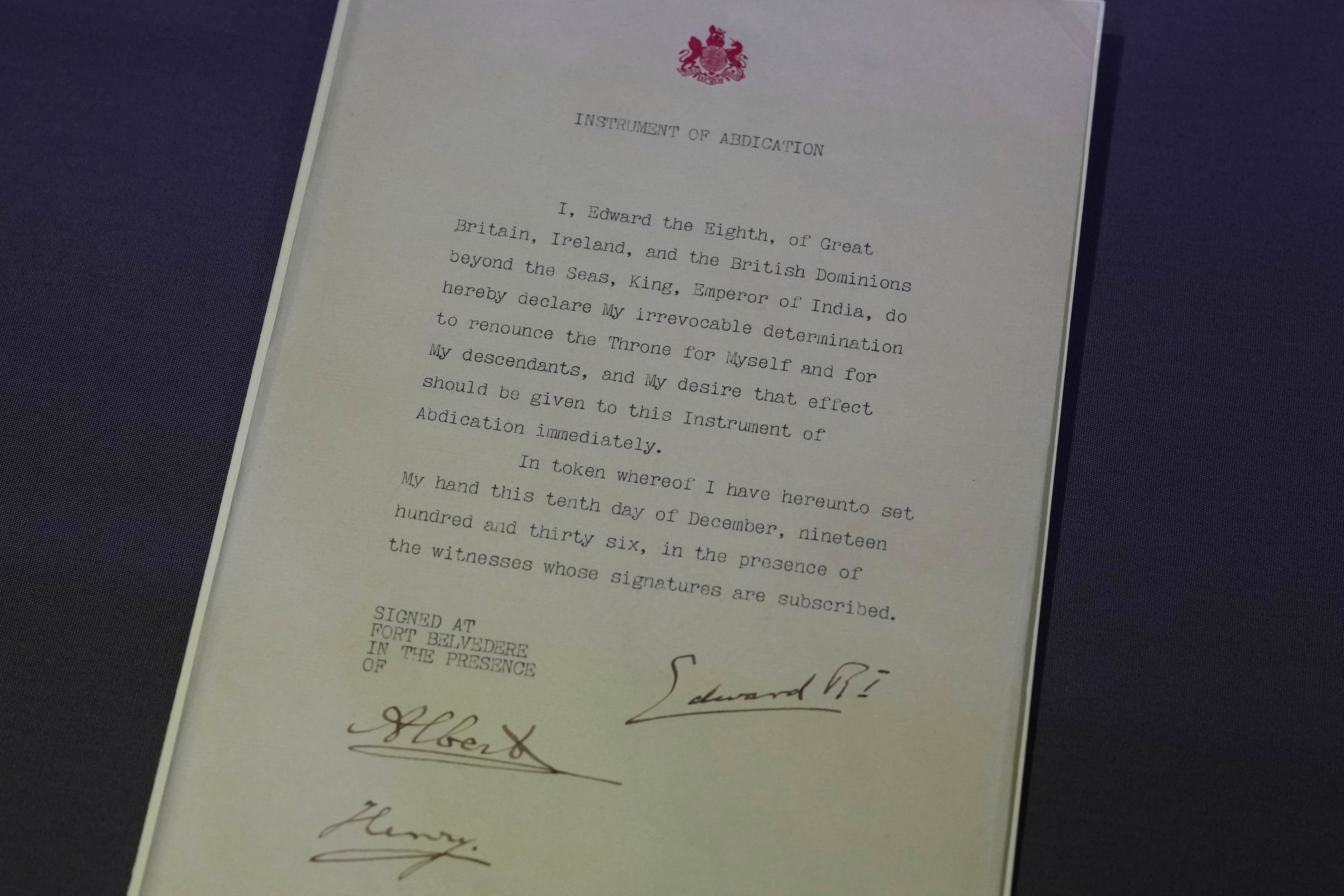 Centuries of love letters go on display at the National Archives in ...