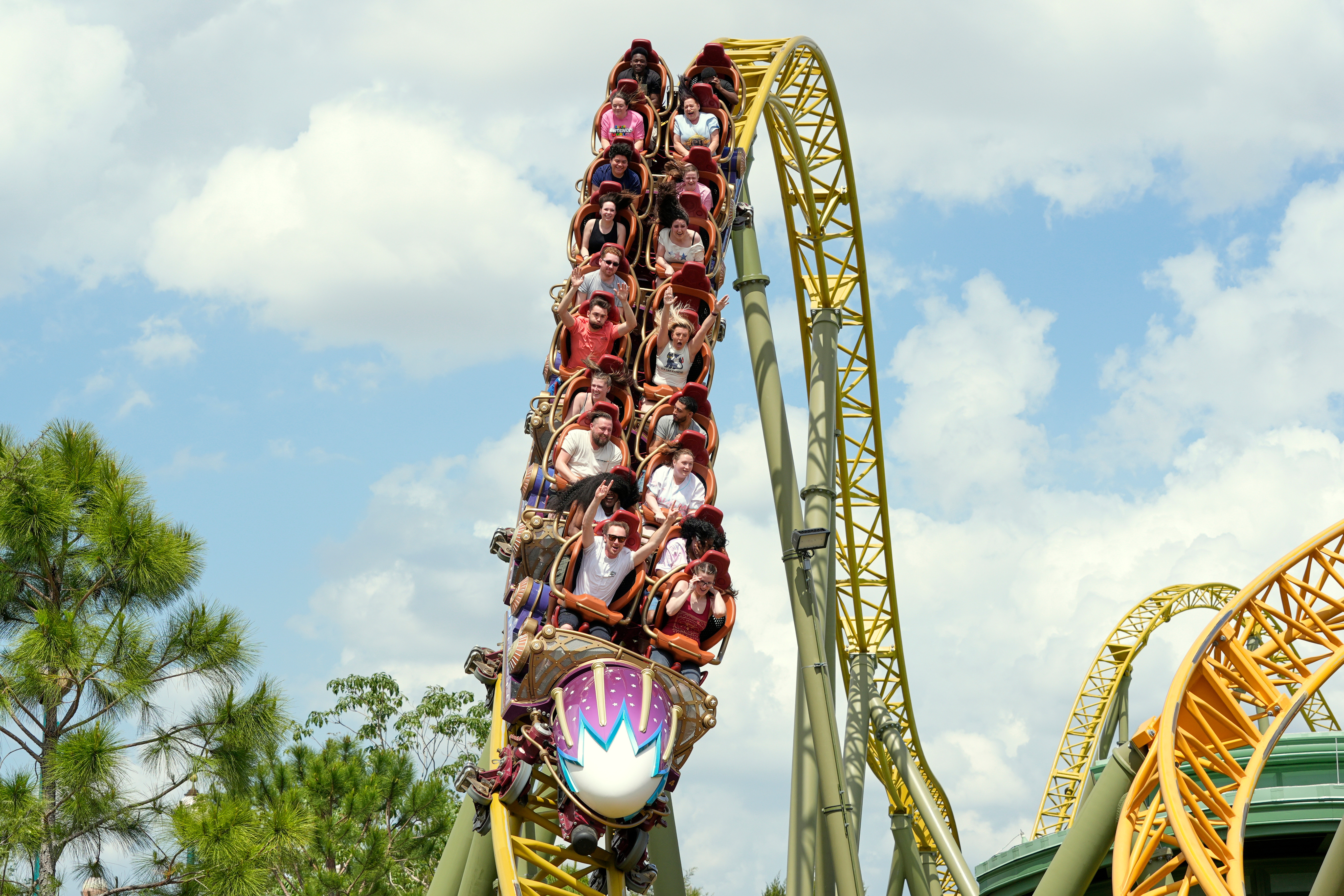 La mort d’un homme sur des montagnes russes à Universal Orlando Resort est jugée accidentelle