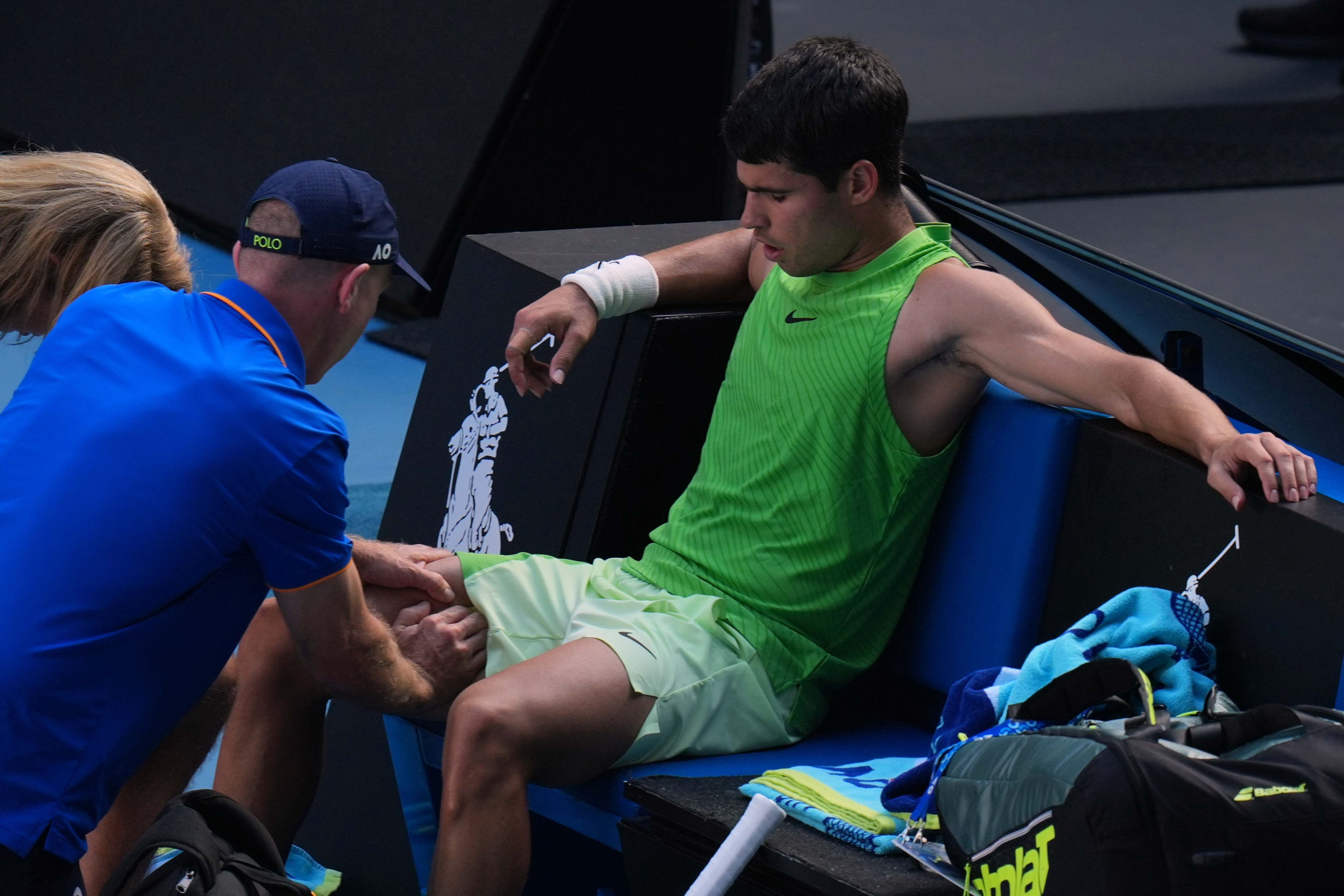 Medical Timeout Zverev questions Alcaraz's medical timeout after 5-set Australian Open ...