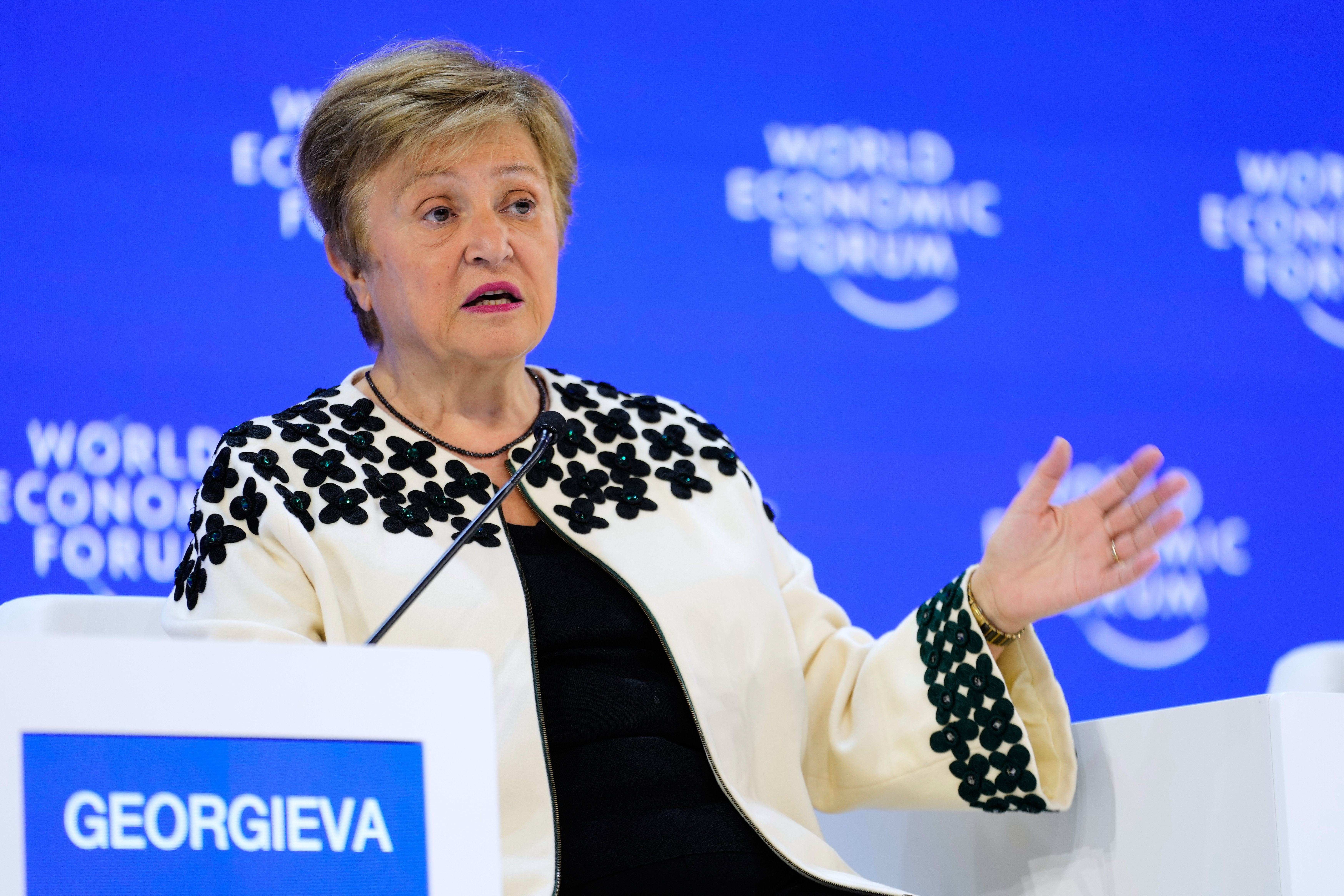 Economic leaders at Davos say global growth is resilient despite ...