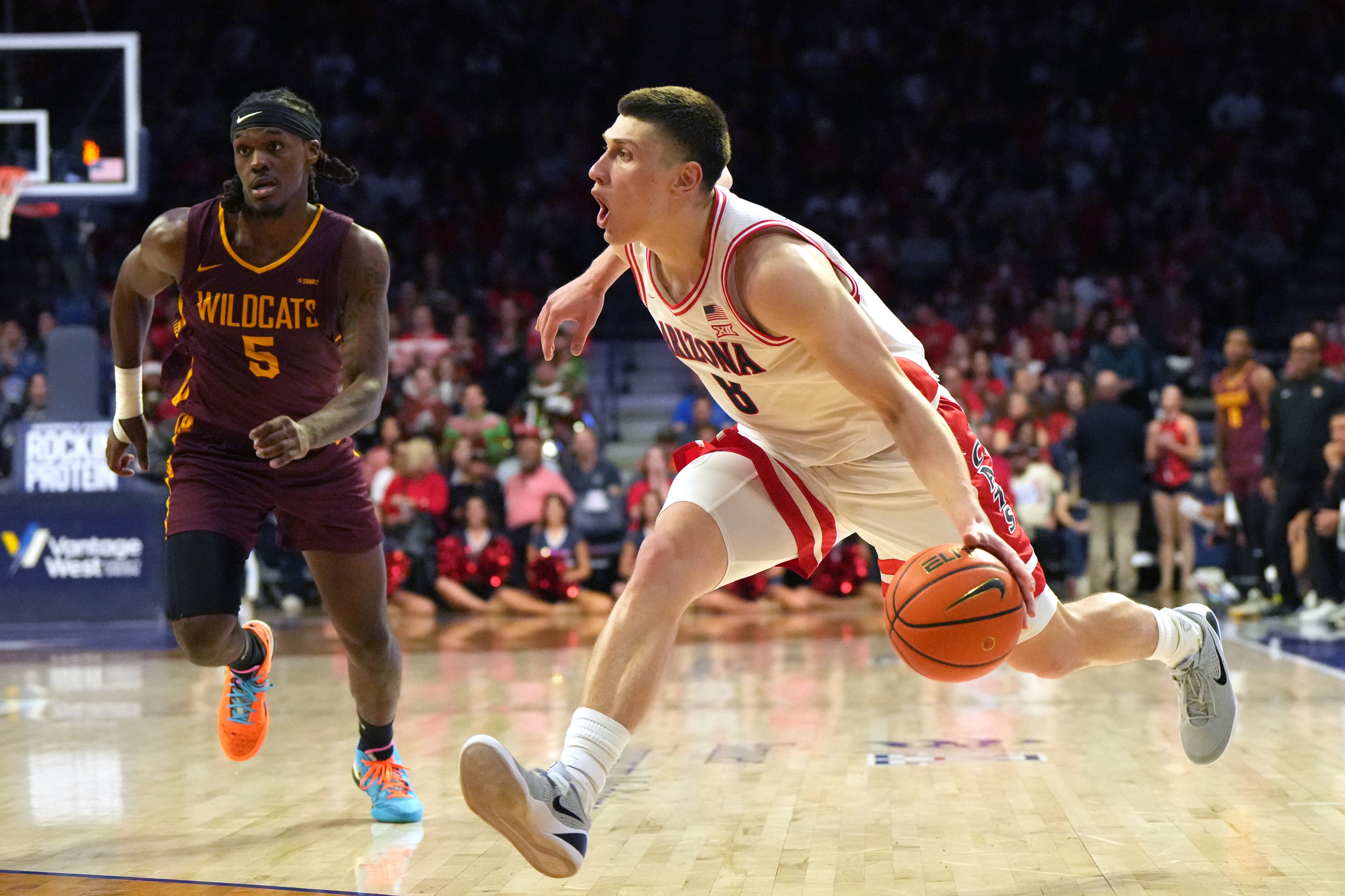 No. 1 Arizona routs Bethune-Cookman 107-71 after sluggish start