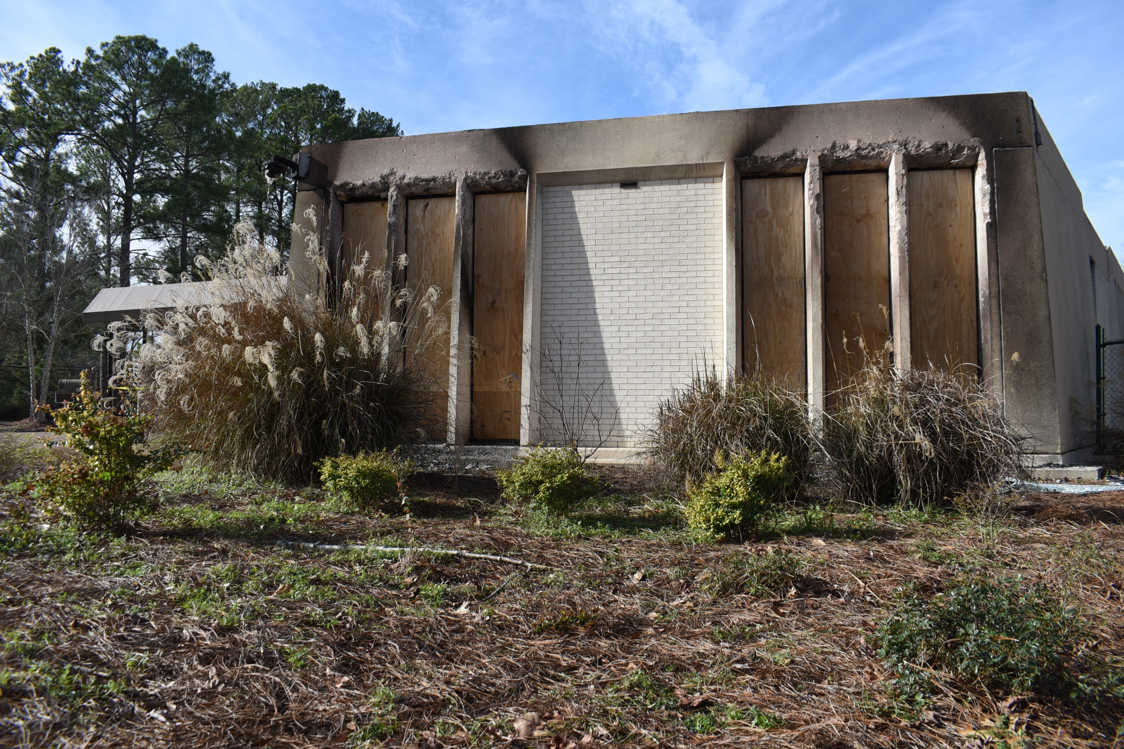 A man pleads not guilty to setting fire to Mississippi synagogue ...
