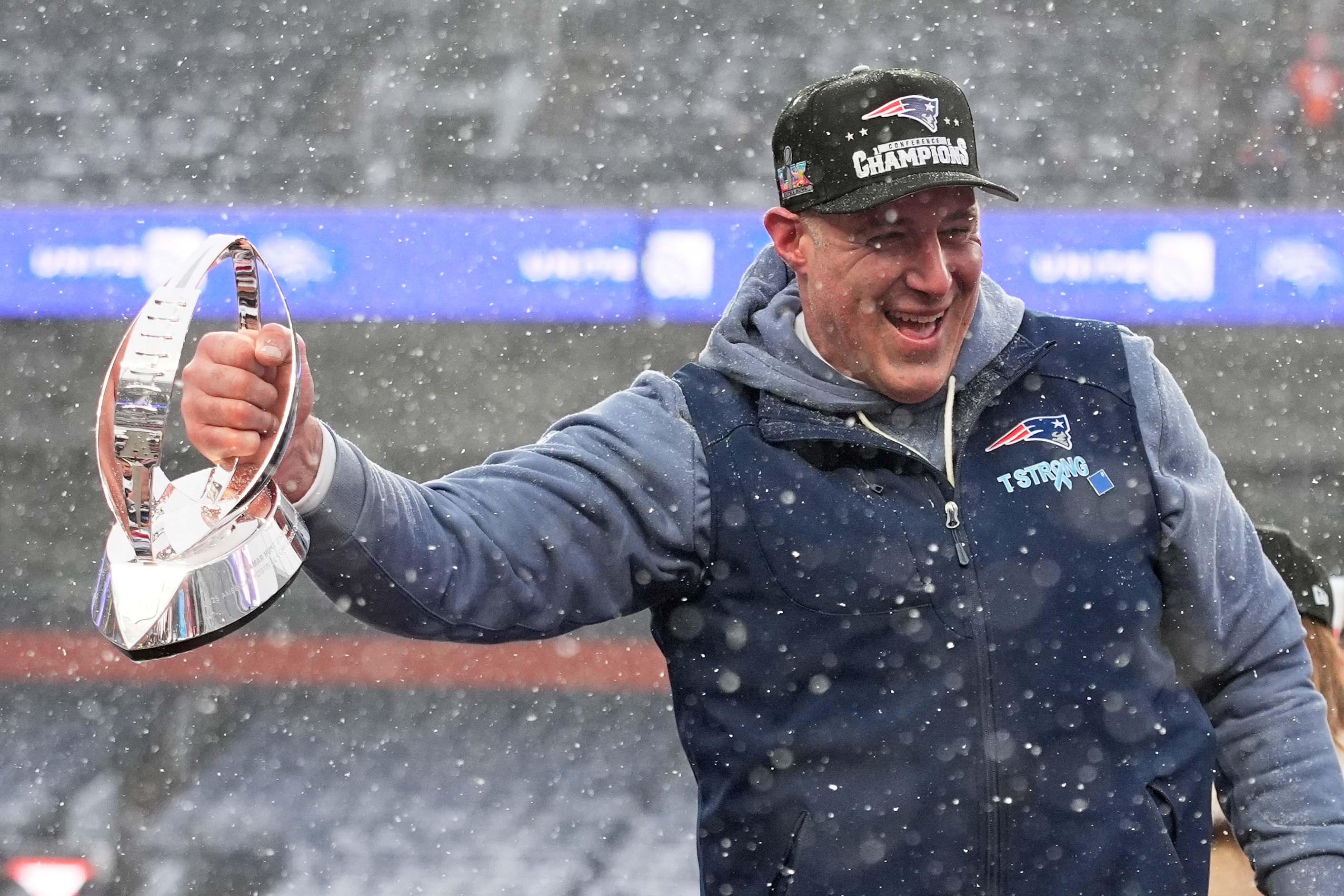 Mike Macdonald and Mike Vrabel lead Seahawks and Patriots to Super Bowl in quick turnarounds