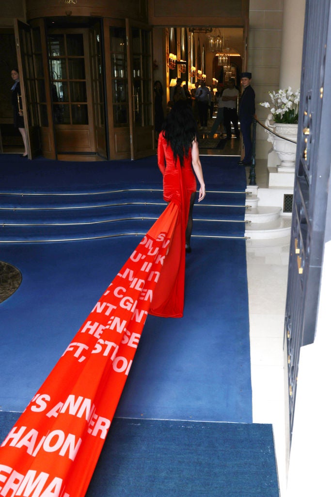 katy perry paris fashion week dress Katy Perry's DressWith a Never-Ending Train!Is an Homage to Her New Music